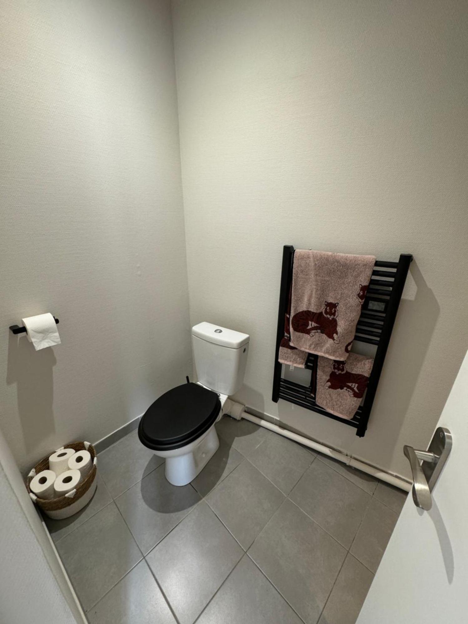 Appartement Avec Une Chambre Lyon Exterior foto